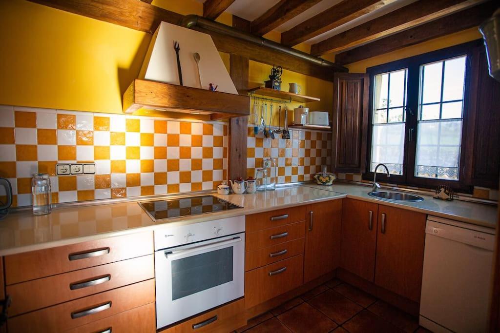 Casa Independiente Con Chimena, Jardin Y Barbacoa 산탄데르 외부 사진